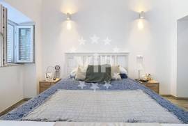 VILLA - 2 BEDROOMS - TERRACE - BAIXA