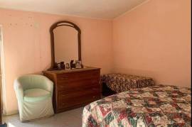 Commerical property with apartment for Sale In Cleto Calabria