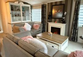 Excellent 3 Bed Lodge For Sale In Attin