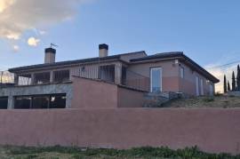 3 Bed Villa & Separate Guesthouse For Sale in Spain Caldes de Malavella, Catalonia
