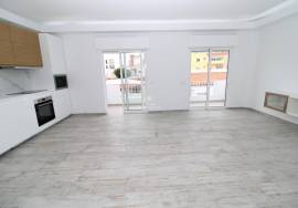 2 Bedroom Apartment | Renewed | central area of Quarteira