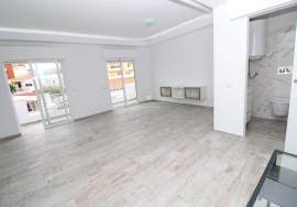 2 Bedroom Apartment | Renewed | central area of Quarteira