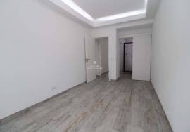 2 Bedroom Apartment | Renewed | central area of Quarteira