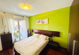 Bright flat two minutes from the sea