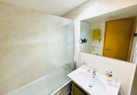 Bright flat two minutes from the sea