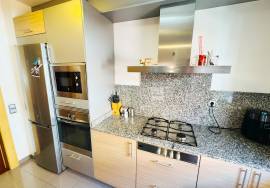Bright flat two minutes from the sea