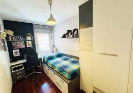 Bright flat two minutes from the sea