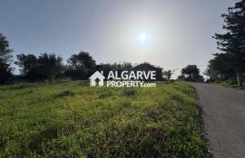Building plot with project approved in a unique location 5 minutes to center of Loulé, Algarve