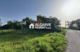 Building plot with project approved in a unique location 5 minutes to center of Loulé, Algarve