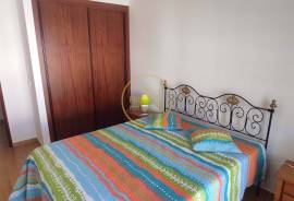 2 Bedroom Apartment Furnished and equipped, Air conditioning and Garage Parking! Close to the beach and golf course!