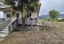 4 bedroom villa for rent in Telhado