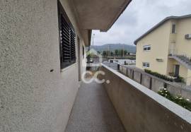 4 bedroom villa for rent in Telhado