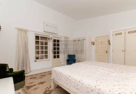 3+1 Bedroom Villa with Pool and Garden