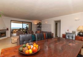 3 BEDROOM APARTMENT WITH SEA VIEW AND POOL