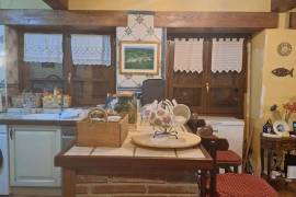 Detached villa for sale in Urturi