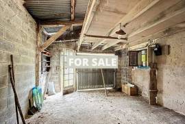 Detached Country House with No Neighbours