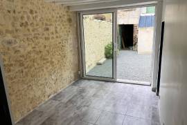 Ideal Holiday Home Cottage with Courtyard