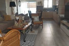New Town House With Terrace And Garage