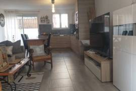 New Town House With Terrace And Garage