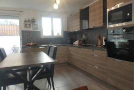 New Town House With Terrace And Garage