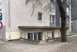 Commercial property in Tukuma district for rent 432€