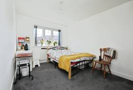 4 bedroom, Detached house for sale