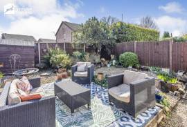 3 bedroom, Detached house for sale