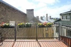 Apartment for rent in Riga, 165.00m2