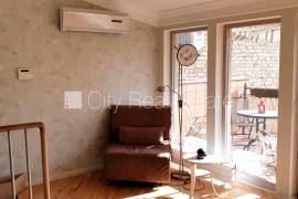 Apartment for rent in Riga, 165.00m2