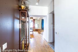 Studio for rent in Riga, 70.00m2