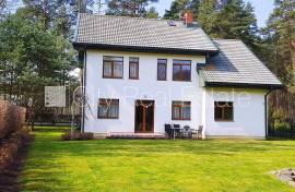 Detached house for rent in Jurmala, 189.00m2