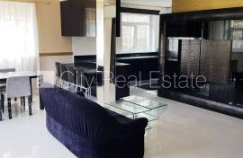 Detached house for rent in Jurmala, 189.00m2