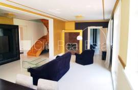 Detached house for rent in Jurmala, 189.00m2