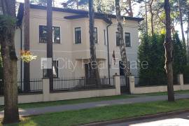 Detached house for sale in Jurmala, 363.00m2