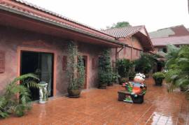 Mini hotel at a great location for sale - Phratamnak hill Pattaya