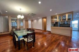 Academia Grand Tower Condominium - 3 Bedrooms and 2 Bathrooms for Sale in Phrom Phong Area of Bangkok