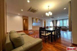 Academia Grand Tower Condominium - 3 Bedrooms and 2 Bathrooms for Sale in Phrom Phong Area of Bangkok