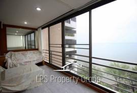 1 Bedroom Beach Front Condo at Huahin Garden Beach