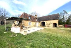 Charmante maison en pierre a vendre dans le Perigord Noir