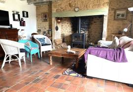 Charmante maison en pierre a vendre dans le Perigord Noir