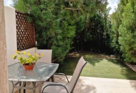 Charming 2 Bedroom Townhouse - Universal, Paphos