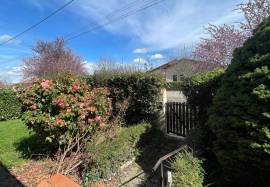 Jolie villa avec jardin situee dans un lotissement calme