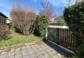 Jolie villa avec jardin situee dans un lotissement calme