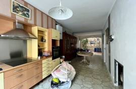 4 room, 110m2 Townhouse for sale in Beziers - 189 000 € *