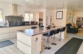 5 room, 115m2 Villa for sale in Saint genis des fontaines - 349 000 € *
