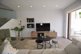 MODERN 4 BEDROOM VILLA WITH SWIMMING POOL IN LA FINCA GOLF RESORT