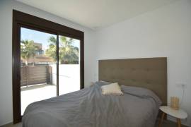 MODERN 4 BEDROOM VILLA WITH SWIMMING POOL IN LA FINCA GOLF RESORT