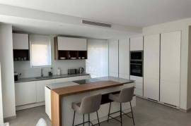 Apartment for LT in Puerto Banús