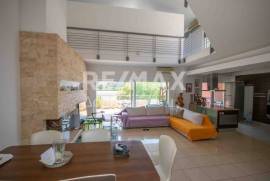 Apartment 175 sq.m for sale