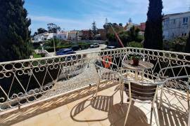 House for sale in the D. Ana beach area